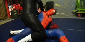 Spiderman vs Villain