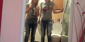 2 Girls Wets Her Jeans And Take Shower