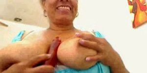 Colombian mature fingering on webcam no sound - video 1