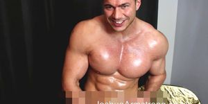 Muscle webcam roleplay