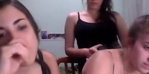 beautiful Argentine girls showing tits on omegle