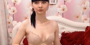 Lovely Bangs Brunette Pulls Off Panties Sex Live