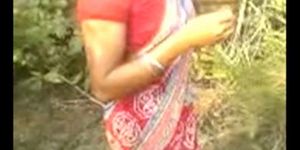 Indian Village Lady With Natural Hairy Pussy Outdoor Sex - video 1