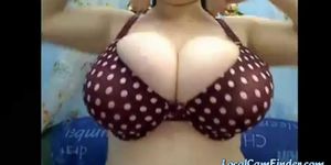 huge tits webcam xxxht 1