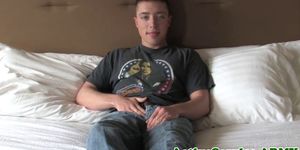 ACTIVE DUTY - Army amateur jerking his cock and cumming
