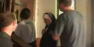Geile Nonne Sexvideos