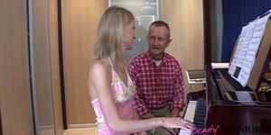 Kate fucks with her piano teacher.mp4