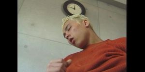 Japanese Guy Day Dream Jerk Off