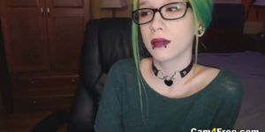 CAM4FREE - Goth Babe Gets naughty on Cam