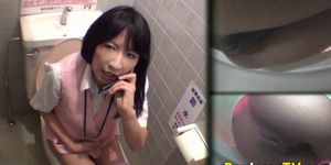 PISS JAPAN TV - Asian slut pees up skirt