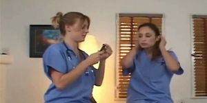 Lesbische student verpleegkundigen examen spelen 1