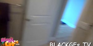 Guy inserts cock in black twat - video 9