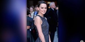 Daisy Ridley Jerk Off To The Beat Challenge