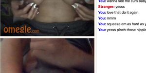 Sexy girl shows tits on Omegle