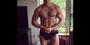 Muscle boy sexy Eddyfitt