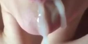 Pinay gets oral creampie