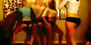 4 amateur girls dancing