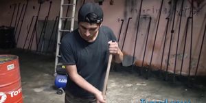 Amateur latin dude sucks - video 2