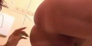 RedHead Facefuck and Rimming in bathroom