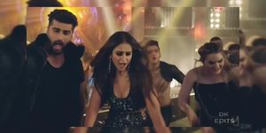 Ileana D'cruz Sexy Moves in Bollywood