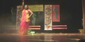 Indian Desi Girl Mujra Dance