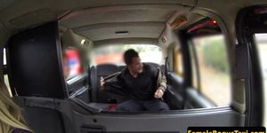 Dickhungry bigtitted cabbie drools on cock