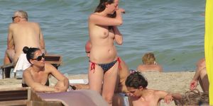 SPY BEACH - Mature Nudist Amateurs Beach Voyeur - MILF Close-Up Pussy