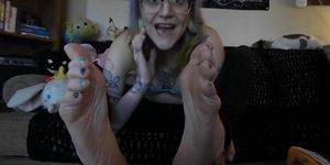 SPH JOI with Feet and Cum Countdown