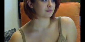 sexy short hair camgirl with huge natural boobs