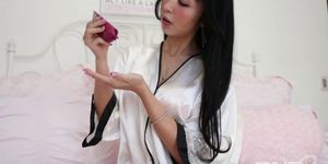 Puba - Japanese pornstar vibrates her wet pussy to a giant orgasm