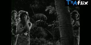 Dolores Del Rio Sexy Scene  in Bird Of Paradise
