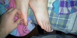 sleepy, glitchy girlfriend feet