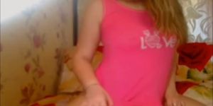 Teen With Perfect Body Teasing On Webcam