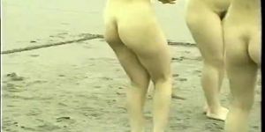 nude volleyball 1