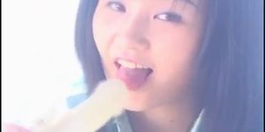 Super hot Japanese babe sucking a dildo part4