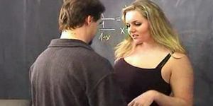 Une écolière aux gros seins baise son professeur par snahbrandy