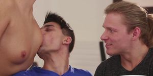 Pussylicking hunk gets assfucked by boyfriend