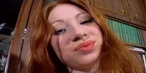 Milena Lisicina-Russian Redhead aime l'anal