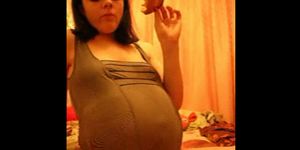 Pregnant Girl Eats Pizza