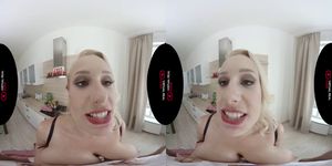 Anjo peituda no VR