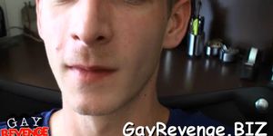 Huge dick enters mouth of a gay - video 26