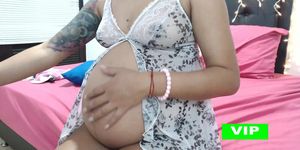 pregnant latina