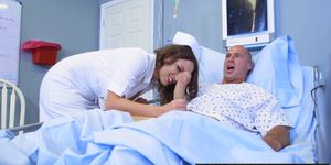 Brazzers   Doctor Adventures   Lily Love and Sean Lawless   Perks Of Being A Nurse (Lily Loveles, Gilda Roberts)