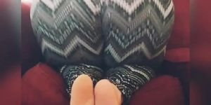 Thick fat ass pawg twerking shaking booty in leggings yoga pants