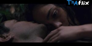 Alice Braga Sexy Scene  in Ardor