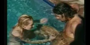רנדי סטורם - סקס חם מתחת למים בבריכה (Randi Storm)