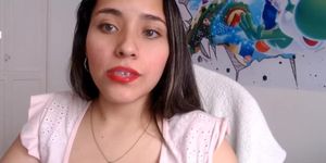 Latina Camgirl Showing The Roof Of Her Mouth
