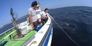 Fisherman Shows Dick Fucks Japanese Girl In Boat Trip