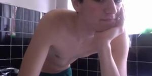 Fascinating Amateur 19 Year Old Gay Guy