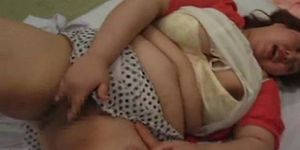 巨乳の太ったアジア人女性がマッサージに行く（検閲）